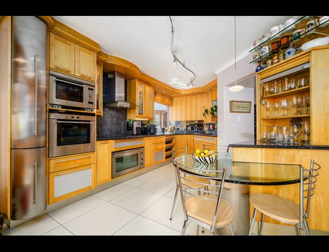 4 BEDROOM HOUSE FOR SALE IN NORTHCLIFF